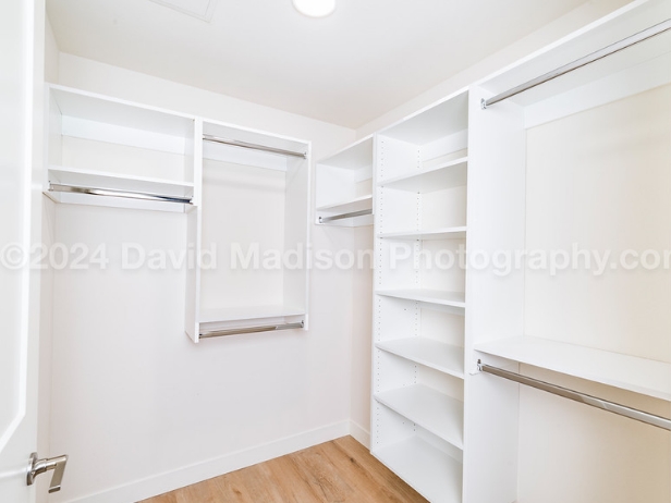 Custom porcelain 4 piece set by MSI